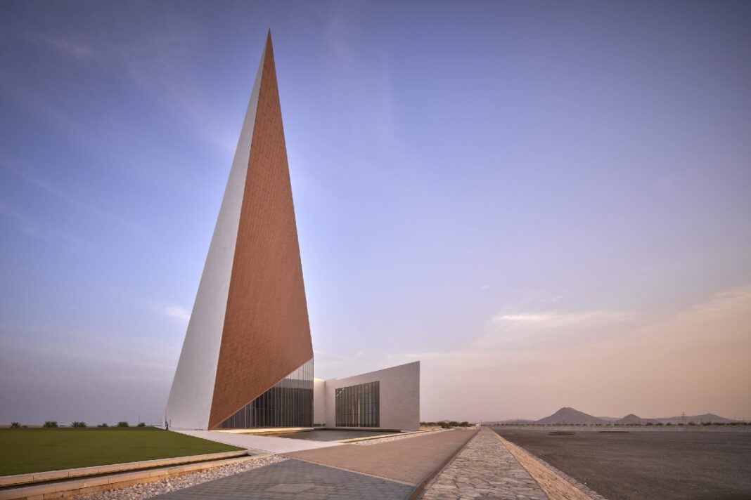 Oman Across Ages Museum, Nizwa, cultural heritage, architectural design, sustainable construction, steel diagrid, truss system, modern renaissance