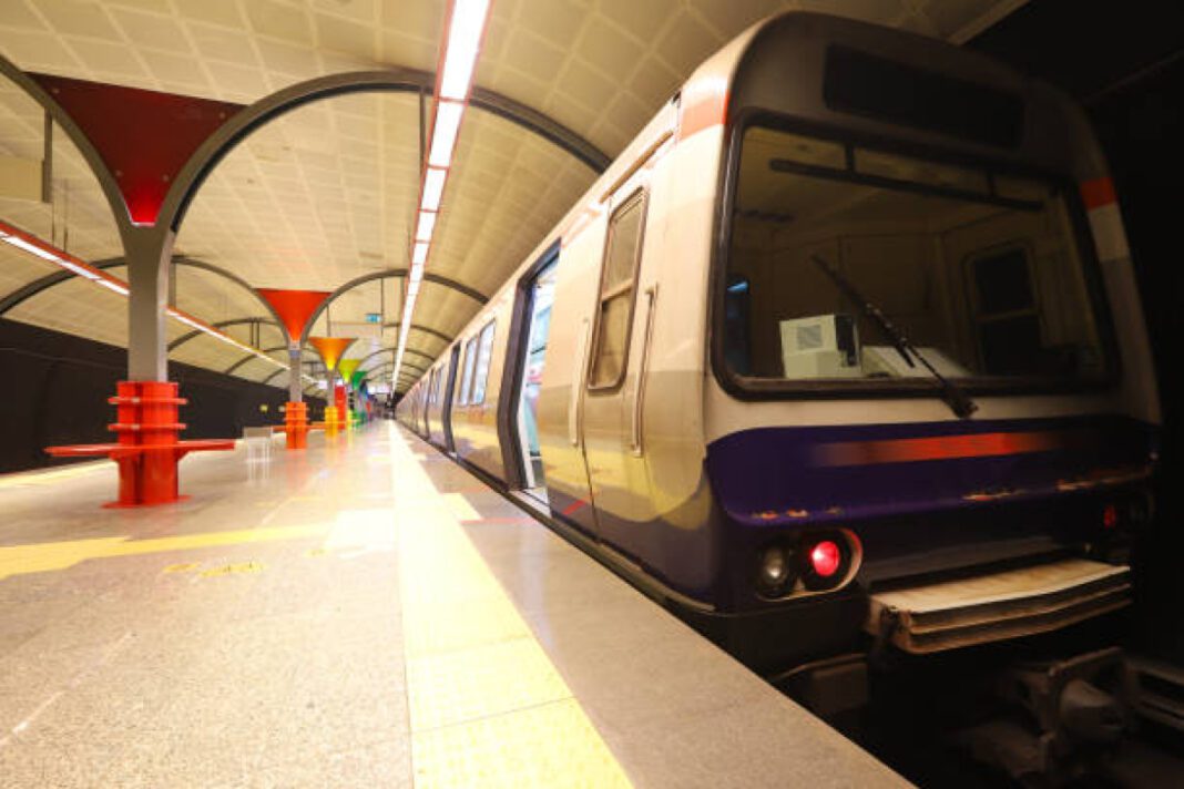 Magenta Line, Janakpuri-Krishna Park, Delhi Metro, Phase IV extension, underground station, platform screen doors, connectivity, commute efficiency.