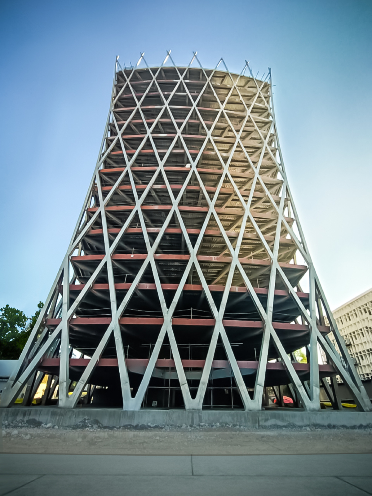 United India Insurance Headquarters, Innovative architecture, Diagrid system, Sleek silhouette, Chennai skyline, Sustainable design, Column-free floor slabs, Panoramic views, Steel structure, Minimal foundation, Steel columns, Structural stability, Prefabricated components, Construction Catalysers Pvt Ltd, JSL steel supplier, Sustainable architecture, Energy-efficient design, Structural innovation, Alloy stainless steel