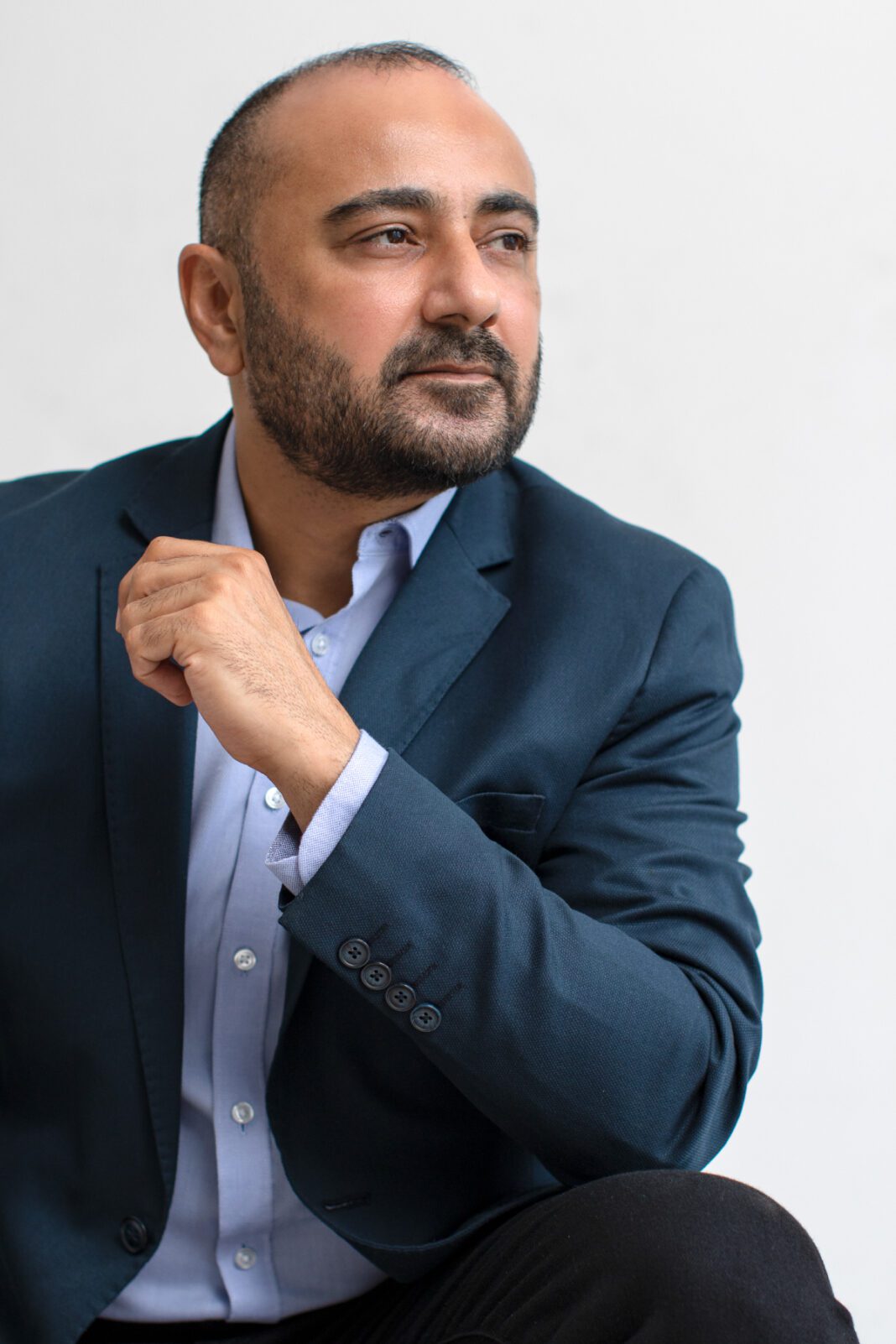 Steel construction, modern architecture, sustainability, prefabrication, modular housing, SMRJ School, tensile structures, architectural trends, exposed steel, recyclable materials.