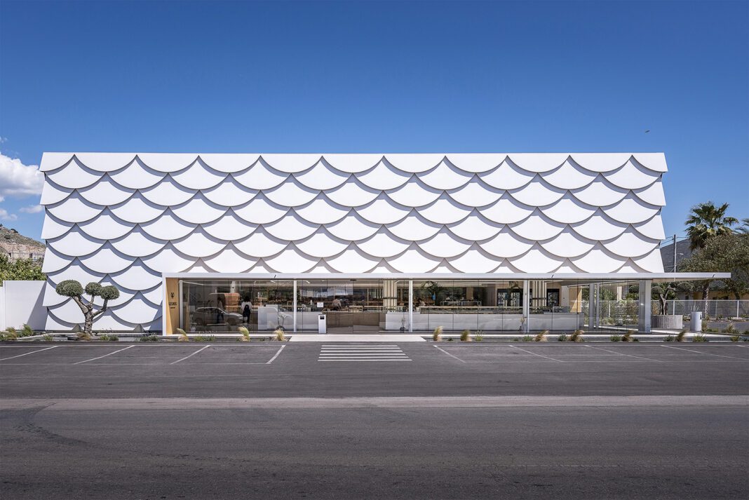 Kosmos Bakery Blends Sculptural Design with Roadside Appeal