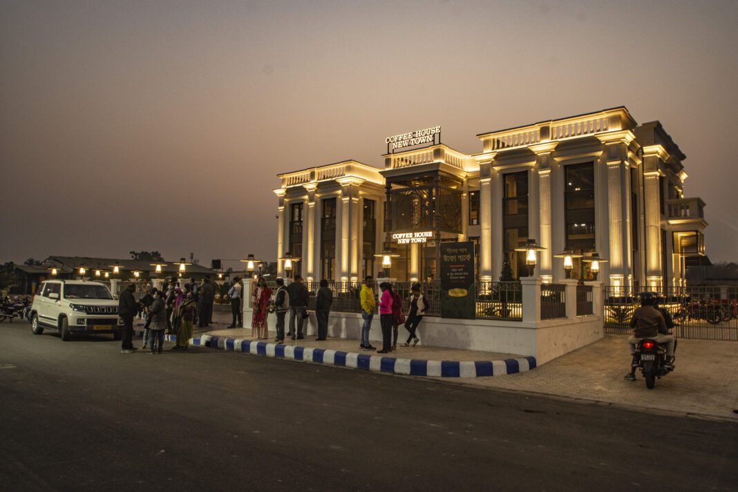 Echoes & Espresso at Coffee House New Town