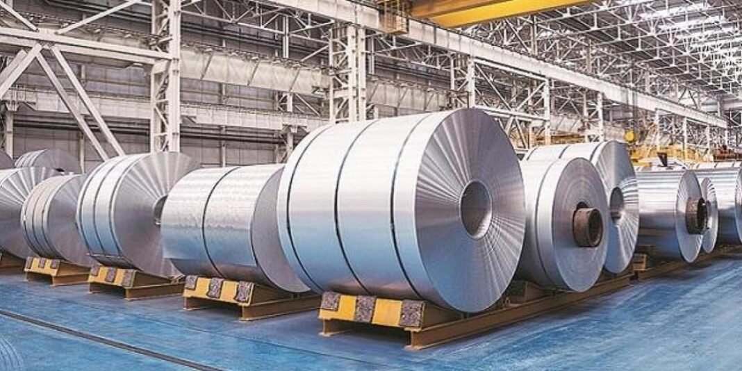 India's steel output grows by 5 percent