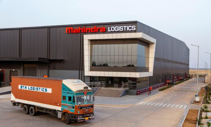 Mahindra Logistics, Nashik, warehouse, multi-client warehousing, industrial, manufacturing, solar