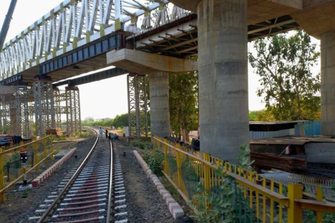 Jaipur, Railway Over Bridges (ROBs), Railway Under Bridge (RUB), Jaipur Development Authority (JDA), infrastructure projects, connectivity, regional hub, modernization, urban challenges, transport network