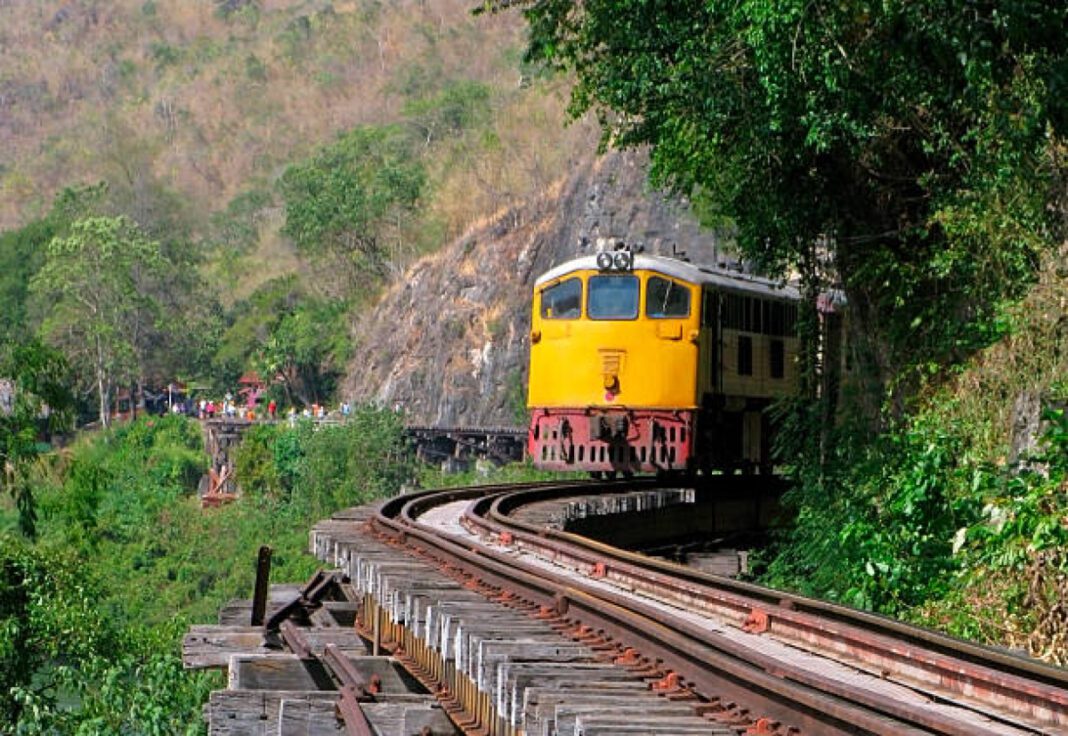 Indian Railways, Special train service, Madurai, Muzaffarpur, Chennai, North-South connectivity, Major stations, Modern amenities, Network expansion, Operational efficiency