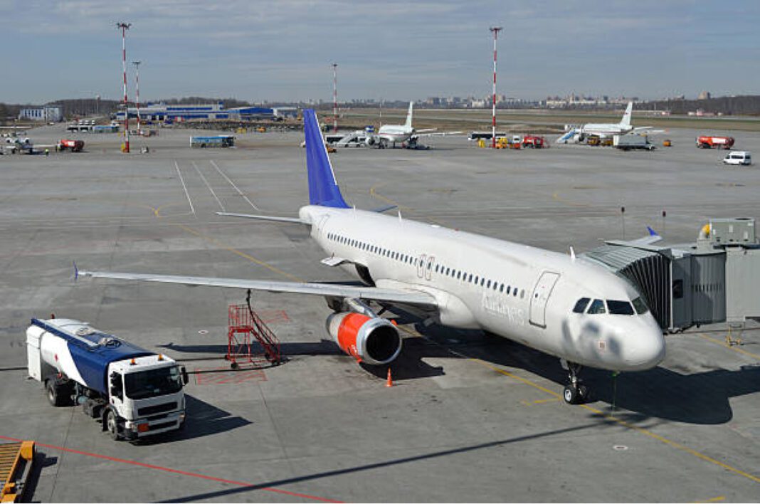 Bengaluru second airport, Karnataka, Nelamangala-Kunigal, airport development, infrastructure projects, regional development, airport expansion.