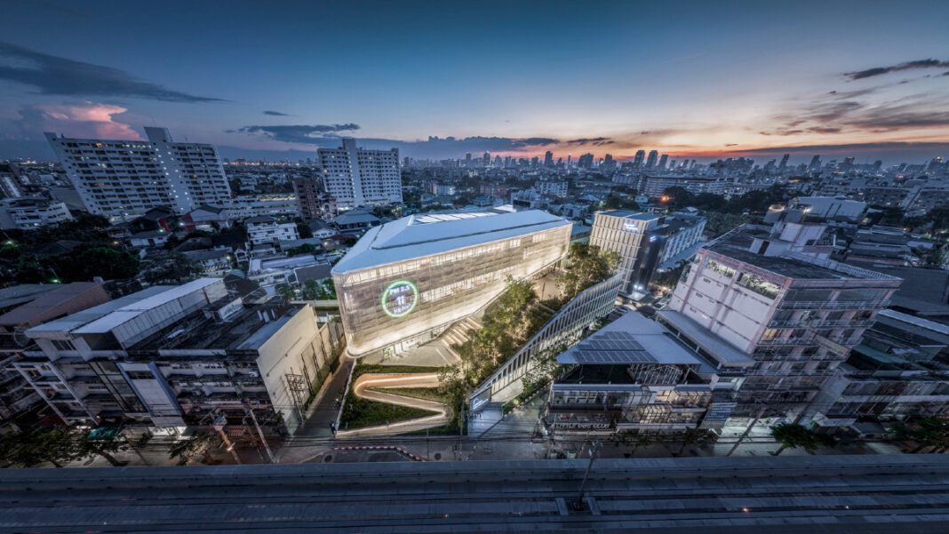 Council of Engineers Headquarters, Thailand, Architectural achievement, Modern architecture, Engineering innovation, Sustainable design, Energy efficiency, Perforated aluminium facade, Urban aesthetics